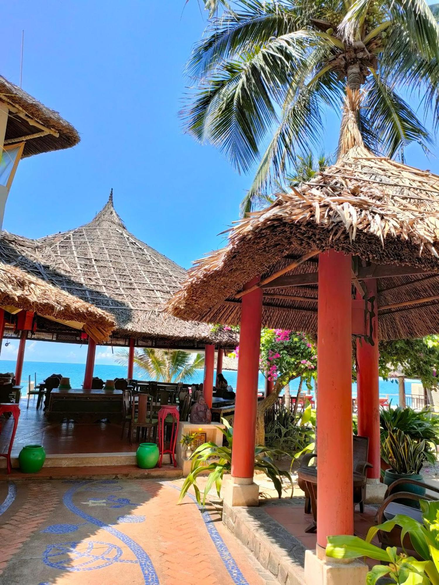 Full Moon Beach Resort Mui Ne Luaran gambar